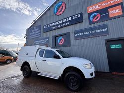 White Used 2013 Mitsubishi L200 Pickup | £4,495 (Super price)