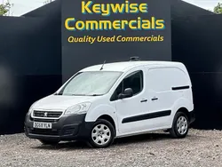 White Used 2018 Peugeot Partner MPV | £7,990 (Good price)