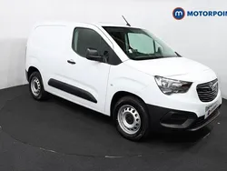 White New 2024 Vauxhall Combo MPV | £11,999 (Good price)