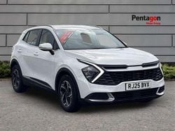 White Used 2025 Kia Sportage 2 SUV | £24,450 (Super price)