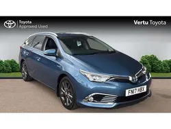 Blue Used 2017 Toyota Auris Hybrid Estate | £11,830 (Fair price)