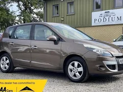 Bronze Used 2009 Renault Scénic III Dynamique MPV | £2,490 (Fair price)