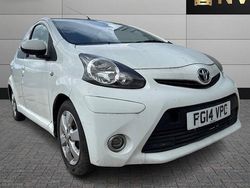 White Used 2013 Toyota Aygo Style Hatchback | £4,495 (Good price)
