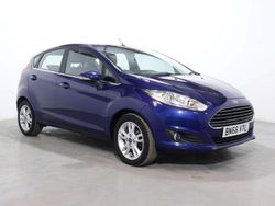 Blue Used 2016 Ford Fiesta Zetec Hatchback | £6,600 (Fair price)