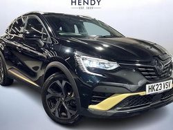 Diamond black Used 2023 Renault Captur Engineered SUV | £17,299 (Fair price)