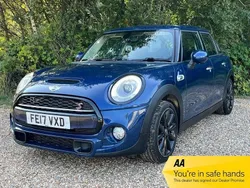 Blue Used 2017 Mini Cooper S Hatch Hatchback | £8,999 (Good price)