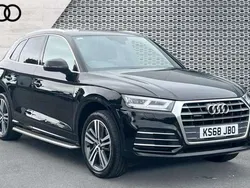 Black Used 2019 Audi Q5 S-Line SUV | £25,556 (Fair price)