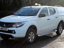 White Used 2019 Mitsubishi L200 Pickup | £11,450 (Super price)