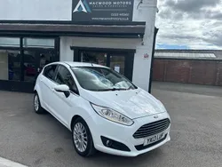 White Used 2013 Ford Fiesta Titanium Hatchback | £3,295 (Fair price)