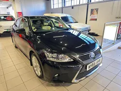 Black Used 2017 Lexus CT200h Hatchback | £14,490 (Fair price)