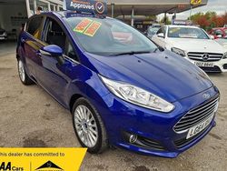 Blue Used 2015 Ford Fiesta Titanium Hatchback | £4,195 (Fair price)