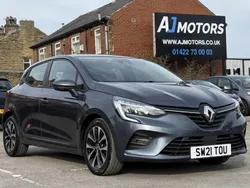 Grey Used 2021 Renault Clio V Iconic Hatchback | £7,000