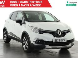 White/black Used 2019 Renault Captur GT-Line SUV | £8,095 (Good price)