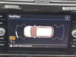 Used 2020 VW Golf VII Advance Hatchback | £13,299 (Fair price)