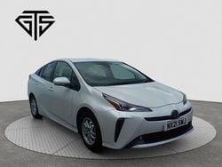 Pearl Used 2025 Toyota Prius Hatchback | £14,495 (Fair price)