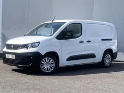 White Used 2022 Peugeot Partner Premium MPV | £12,550 (Fair price)