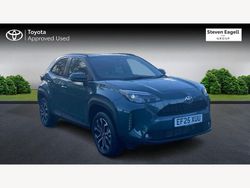 Green Used 2025 Toyota Yaris Hybrid Design Hatchback | £24,805 (Expensive)