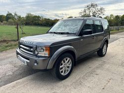 Grey Used 2009 Land Rover Discovery 4 SUV | £8,995