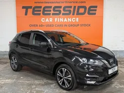Black Used 2017 Nissan Qashqai N-Connecta SUV | £8,995 (Fair price)