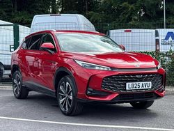 Red New 2025 MG HS Trophy SUV | £21,451 (Good price)