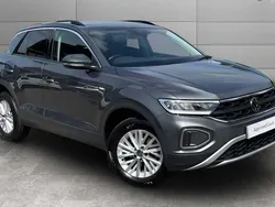 Used 2025 VW T-Roc Life SUV | £22,495 (Fair price)