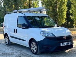 White Used 2016 Fiat Doblò MPV | £3,750 (Good price)
