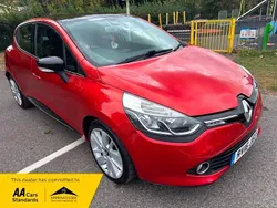 Red Used 2016 Renault Clio IV Dynamique Hatchback | £5,990 (Fair price)
