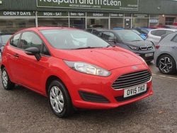 Red Used 2015 Ford Fiesta Studio Hatchback | £4,995 (Good price)