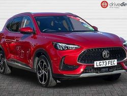 Tri coat dynamic red Used 2023 MG HS Trophy SUV | £17,500 (Fair price)