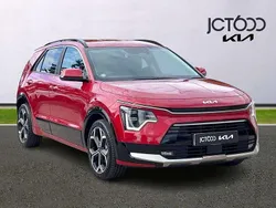 Red Used 2024 Kia Niro 3 SUV | £24,800 (A bit pricey)