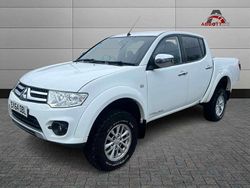 White Used 2014 Mitsubishi L200 Pickup | £9,495 (Fair price)