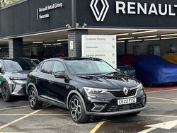 Metallic metallic black Used 2022 Renault Arkana Version S SUV | £16,068 (Good price)