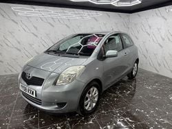 Silver Used 2008 Toyota Yaris Hatchback | £1,495 (Good price)