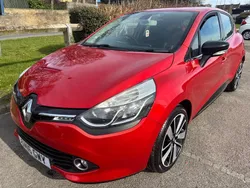 Red Used 2016 Renault Clio IV Dynamique Hatchback | £6,495 (Fair price)