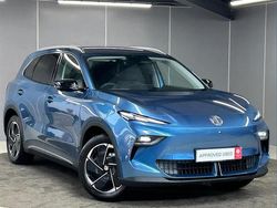 Blue New 2025 MG MG5 EV Trophy Estate | £23,895 (Good price)