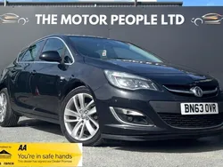 Black Used 2013 Vauxhall Astra SRi Hatchback | £3,695 (Fair price)