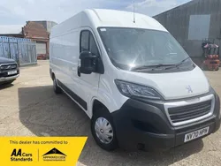White Used 2021 Peugeot Boxer Van | £8,995 (Good price)