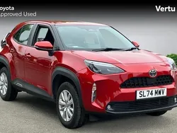 Used 2025 Toyota Yaris Hybrid Estate | £22,510 (Good price)