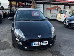 Black Used 2015 Fiat Punto Easy Plus Hatchback | £3,395 (Fair price)