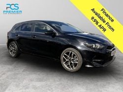 Black Used 2022 Kia Ceed 3 Hatchback | £13,795 (Good price)