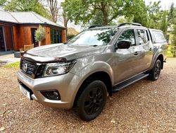 Grey Used 2019 Nissan Navara N-Guard Pickup | £15,000 (Fair price)