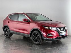 Red Used 2019 Nissan Qashqai N-Connecta SUV | £14,750 (Super price)