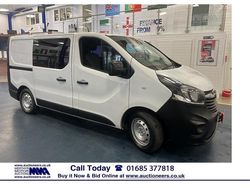 White Used 2015 Vauxhall Vivaro Van | £3,430 (Good price)