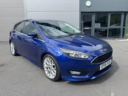 Blue Used 2016 Ford Focus Zetec Hatchback | £6,790 (Fair price)