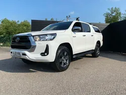 White Used 2021 Toyota HiLux Pickup | £21,000 (Fair price)