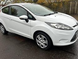 White Used 2011 Ford Fiesta Style Hatchback | £2,895 (Good price)