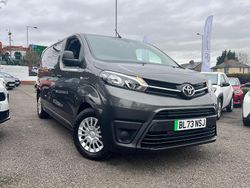 Grey Used 2023 Toyota Proace Van | £28,995