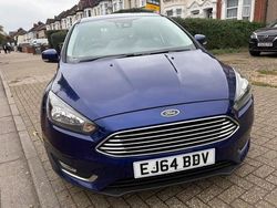 Blue Used 2014 Ford Focus Titanium Hatchback | £3,895 (Fair price)