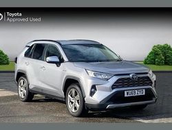 Silver Used 2019 Toyota RAV4 Hybrid Design SUV | £21,990 (Fair price)