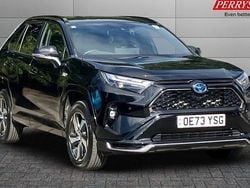 Used 2025 Toyota RAV4 Hybrid Design SUV | £31,795 (Good price)
